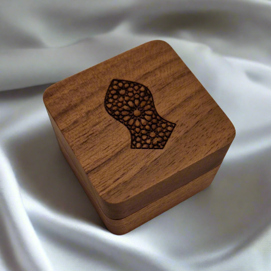 Lalin Box Wooden Na'layn Ring Box – نور Nūr